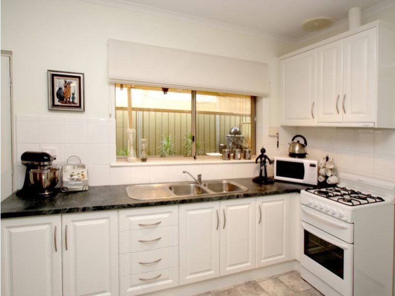 7/11 Thomas Drive, Happy Valley SA 5159