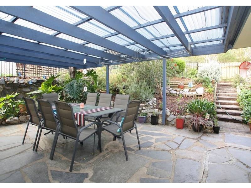 5 Alpine Road, Happy Valley SA 5159