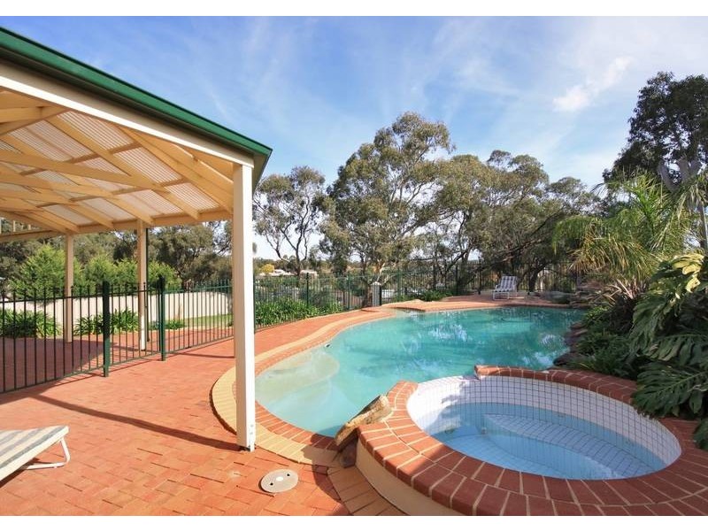 14 Shetland Street, Woodcroft SA 5162