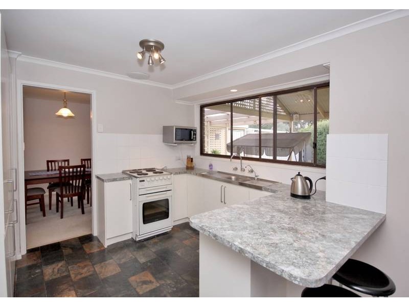 15 Paltarra Grove, Aberfoyle Park SA 5159