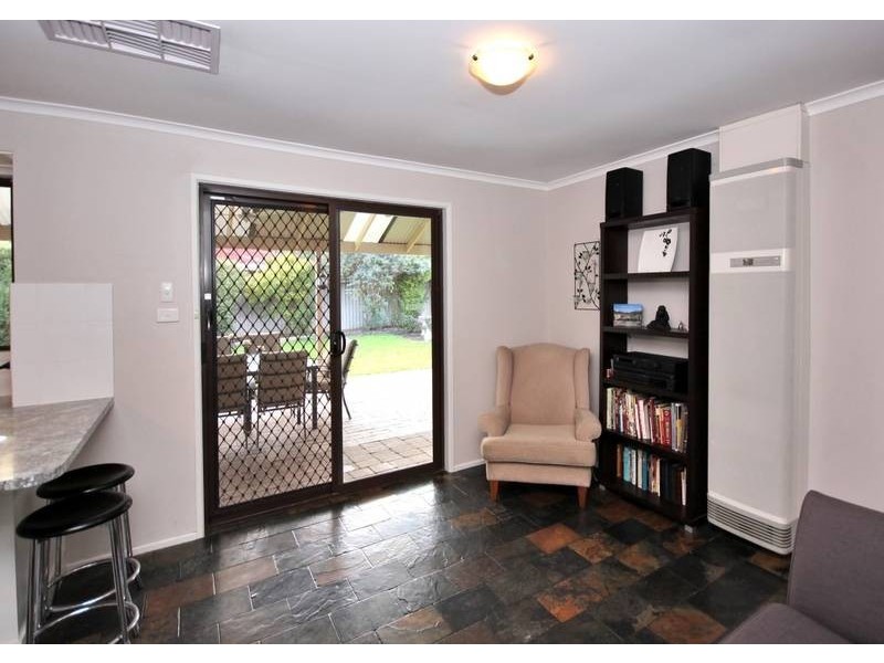 15 Paltarra Grove, Aberfoyle Park SA 5159