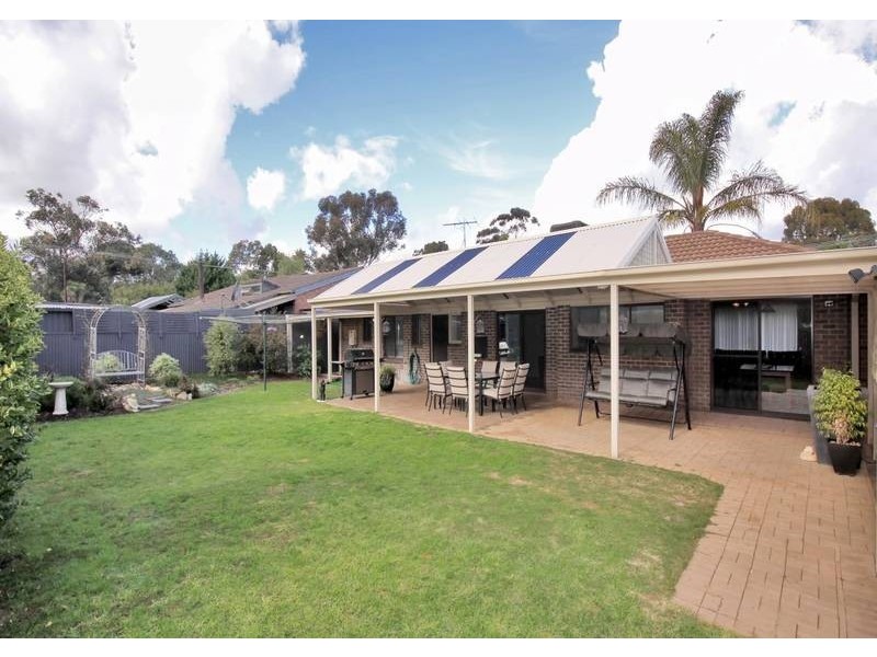 15 Paltarra Grove, Aberfoyle Park SA 5159