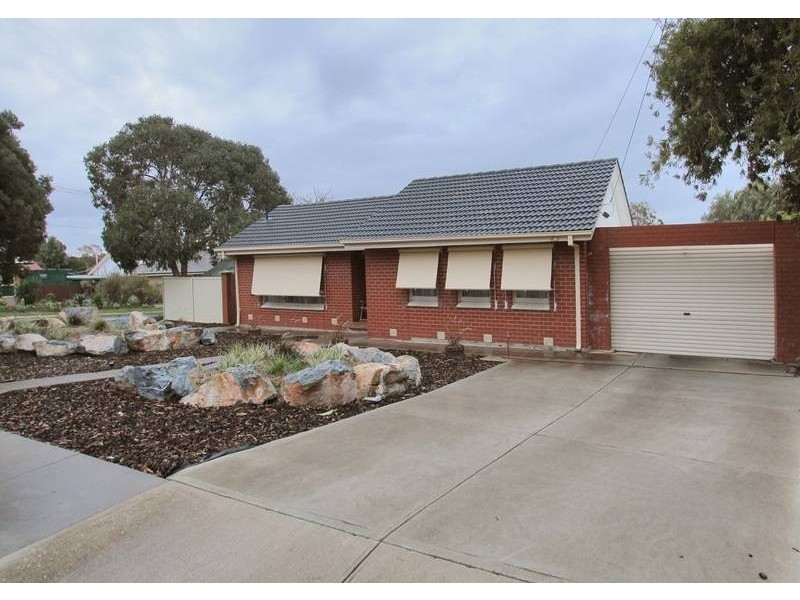 1 Charles Street, Christie Downs SA 5164