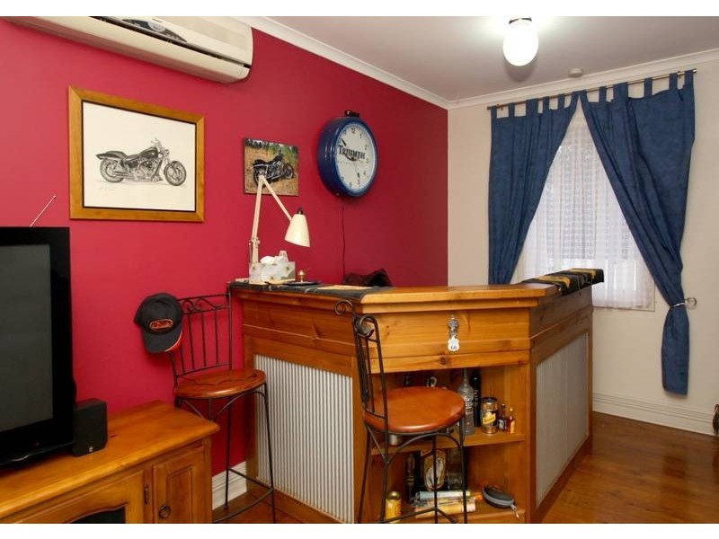 1 Charles Street, Christie Downs SA 5164