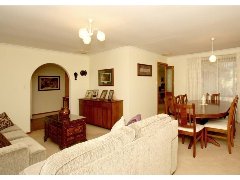 39 Salvador Street, Flagstaff Hill SA 5159