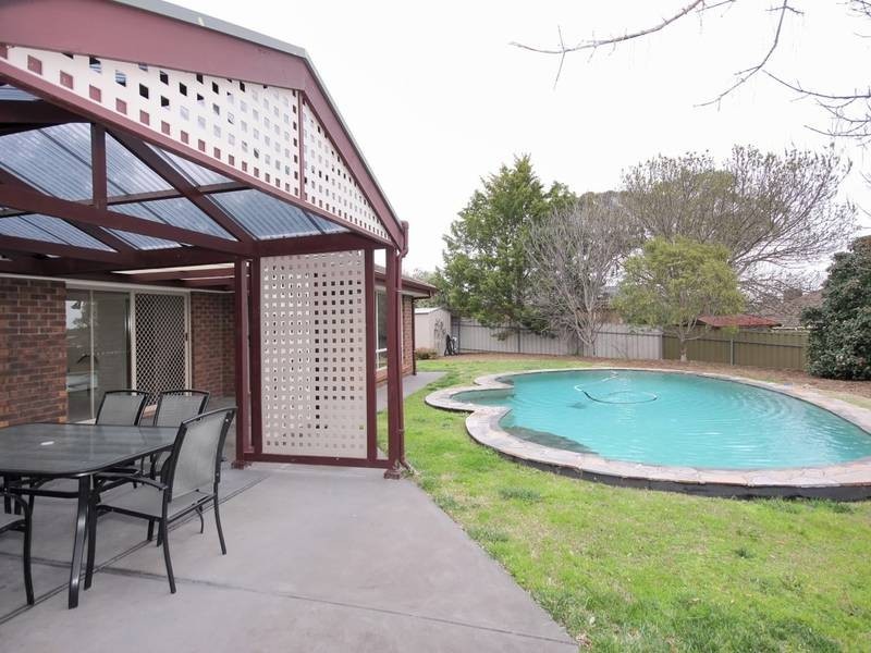 2 Osprey Court, Flagstaff Hill SA 5159