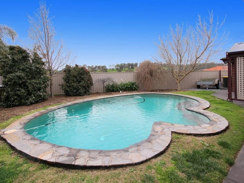 2 Osprey Court, Flagstaff Hill SA 5159