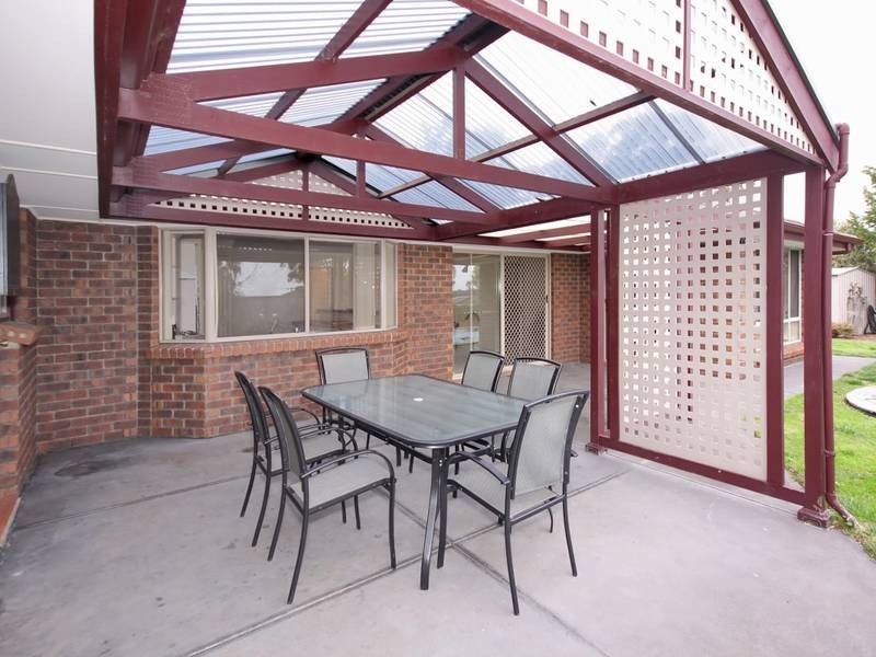 2 Osprey Court, Flagstaff Hill SA 5159