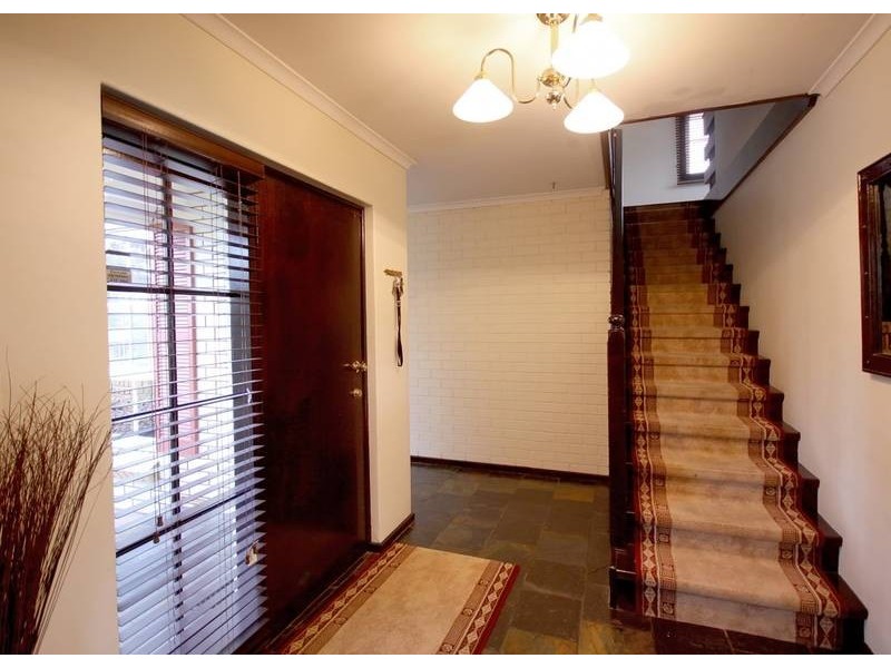 12 Broadmeadow Drive, Flagstaff Hill SA 5159