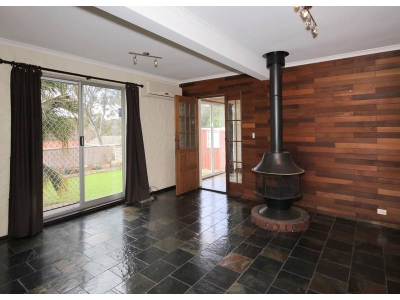 12 Broadmeadow Drive, Flagstaff Hill SA 5159