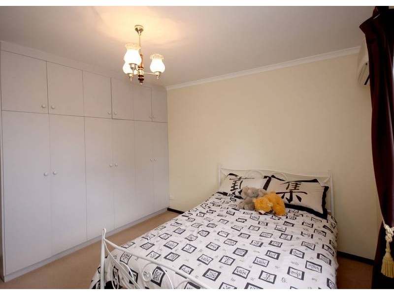 12 Broadmeadow Drive, Flagstaff Hill SA 5159