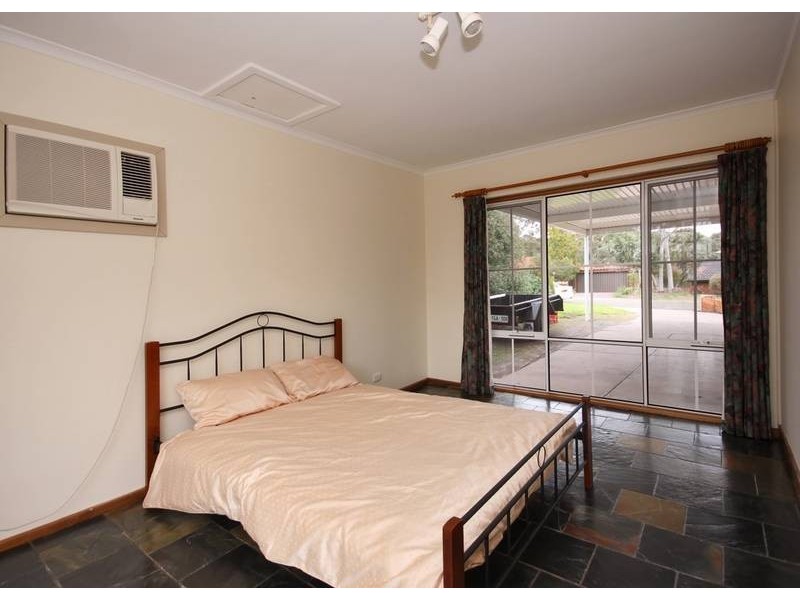 12 Broadmeadow Drive, Flagstaff Hill SA 5159