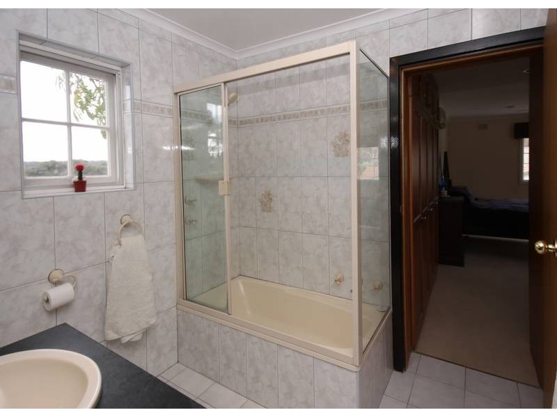 12 Broadmeadow Drive, Flagstaff Hill SA 5159