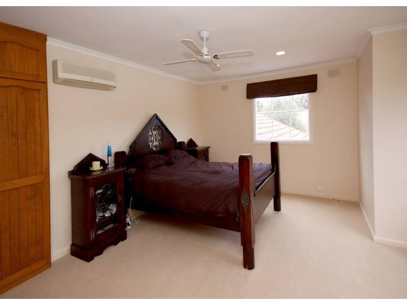 12 Broadmeadow Drive, Flagstaff Hill SA 5159