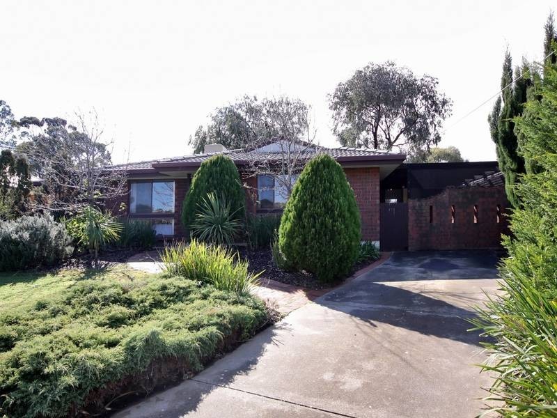 16 New York Road, Aberfoyle Park SA 5159