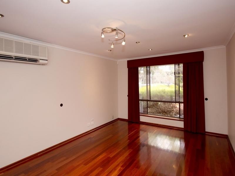 5 Dawson Avenue, Happy Valley SA 5159
