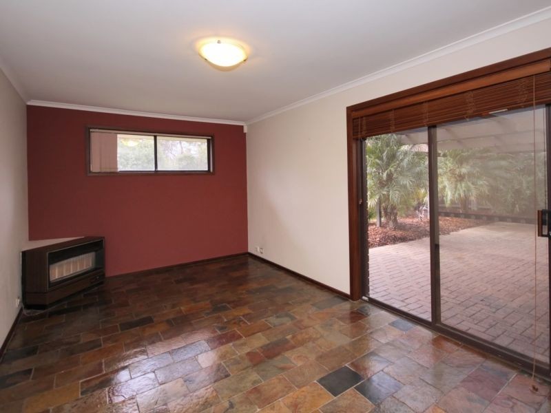 5 Dawson Avenue, Happy Valley SA 5159