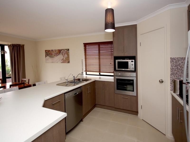 4 Walnut Street, Old Reynella SA 5161