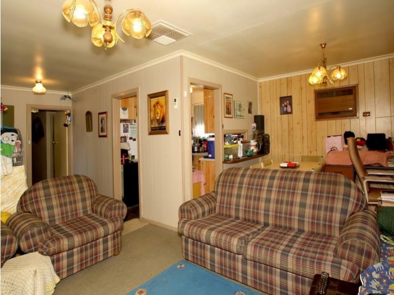 9 Marcian Street, Christie Downs SA 5164