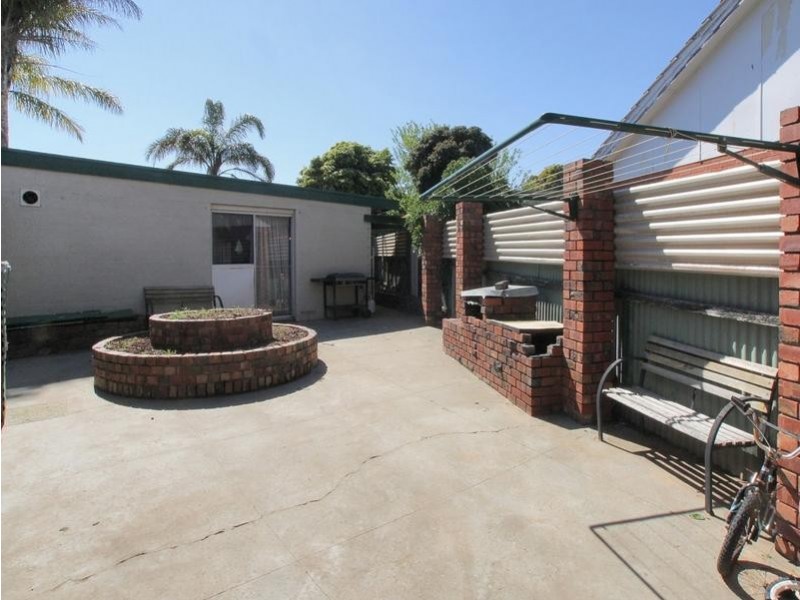 9 Marcian Street, Christie Downs SA 5164