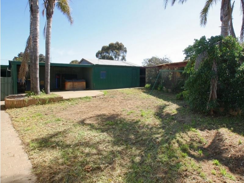 9 Marcian Street, Christie Downs SA 5164