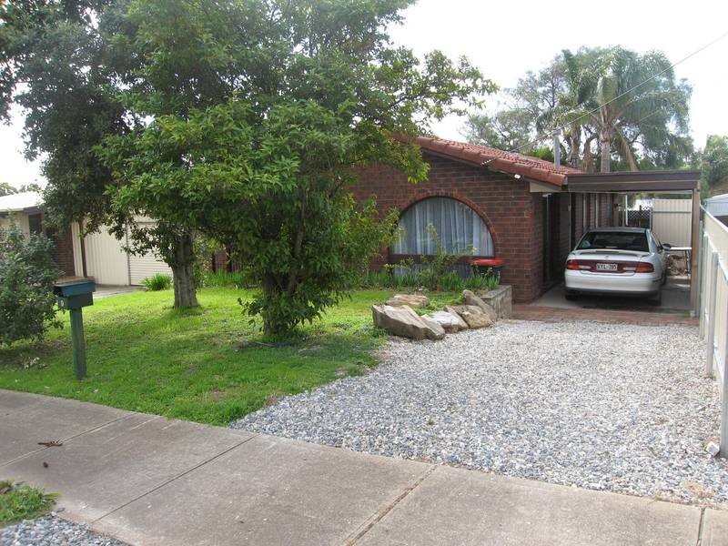 9 Denby Close, Christie Downs SA 5164