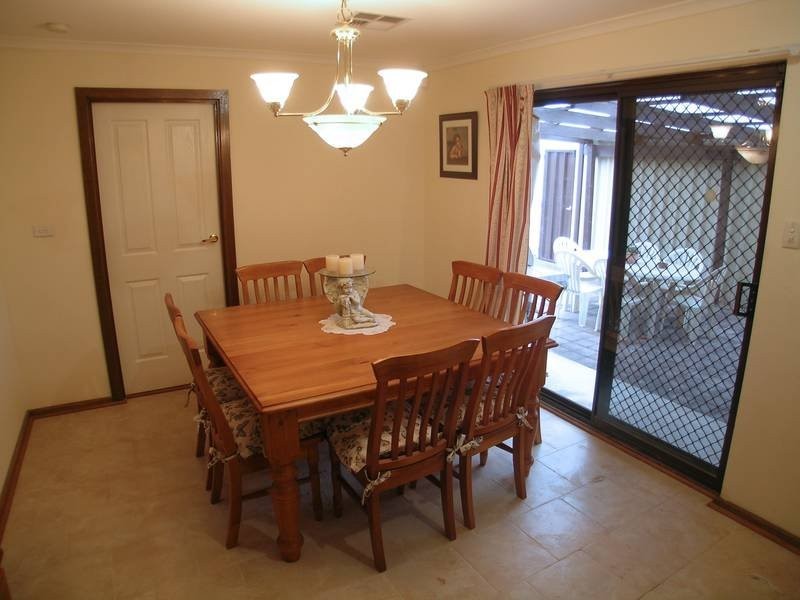 36 Judith Crescent, Morphett Vale SA 5162