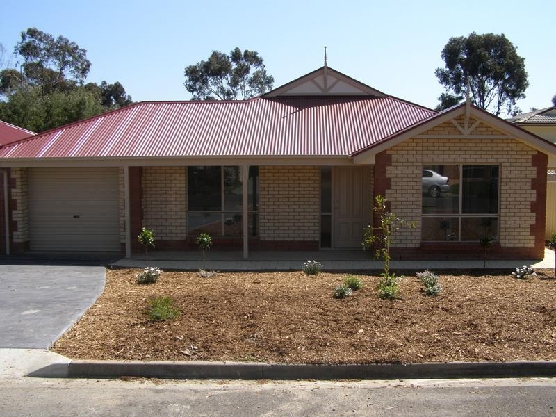 10 Berlin Terrace, Aberfoyle Park SA 5159