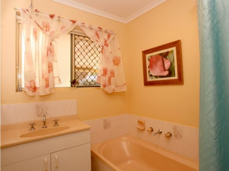 4 Tiree Court, Huntfield Heights SA 5163