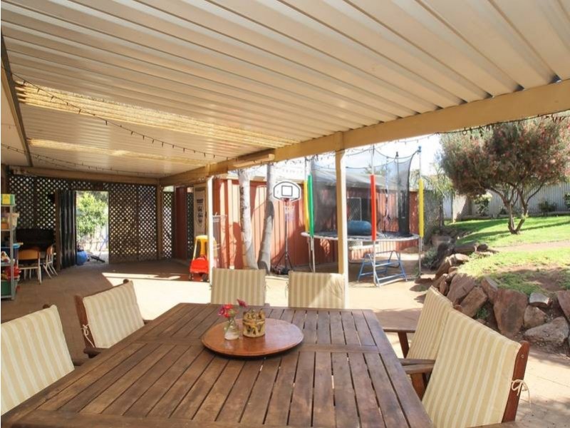 4 Tiree Court, Huntfield Heights SA 5163