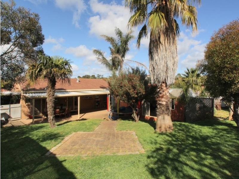 4 Tiree Court, Huntfield Heights SA 5163