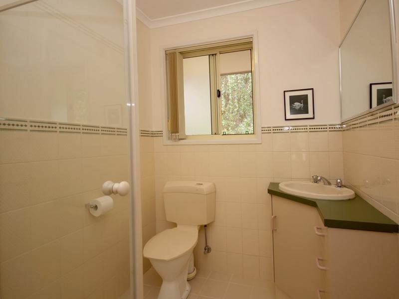 8 Nayook Grove, Happy Valley SA 5159