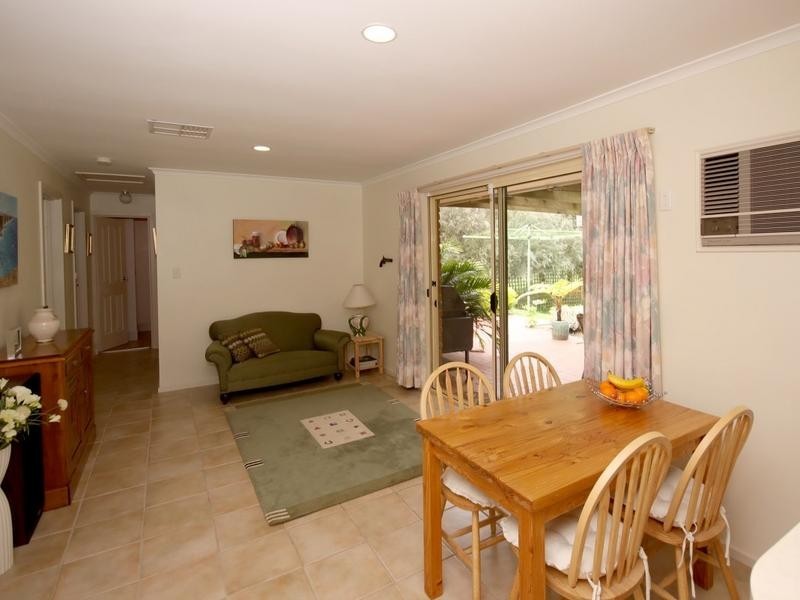 8 Nayook Grove, Happy Valley SA 5159