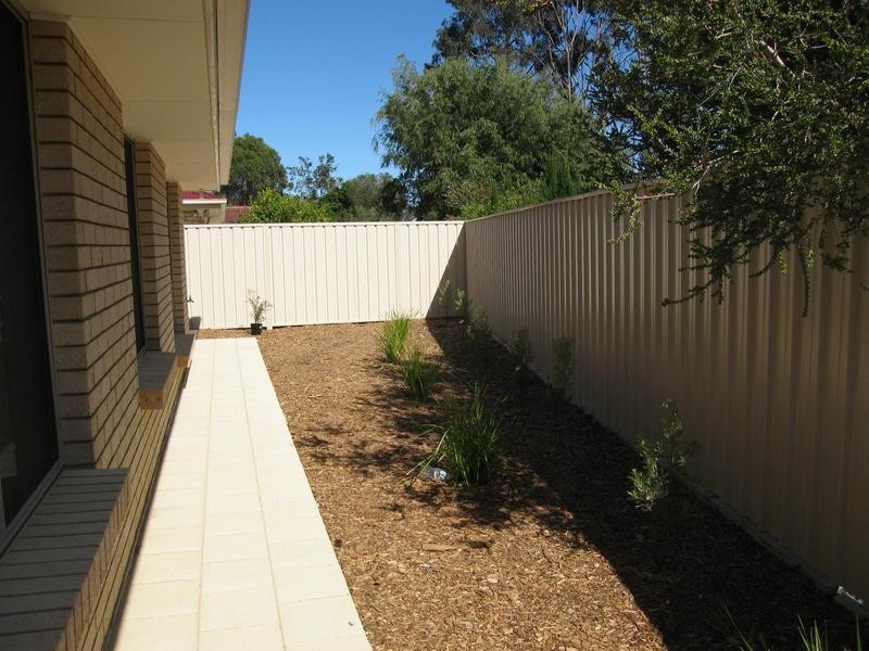 10 Berlin Terrace, Aberfoyle Park SA 5159