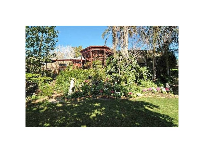 1 Tawny Court, Aberfoyle Park SA 5159