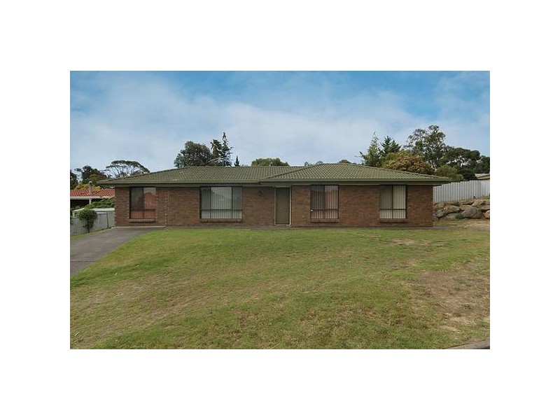 29 Magnolia Avenue, Happy Valley SA 5159