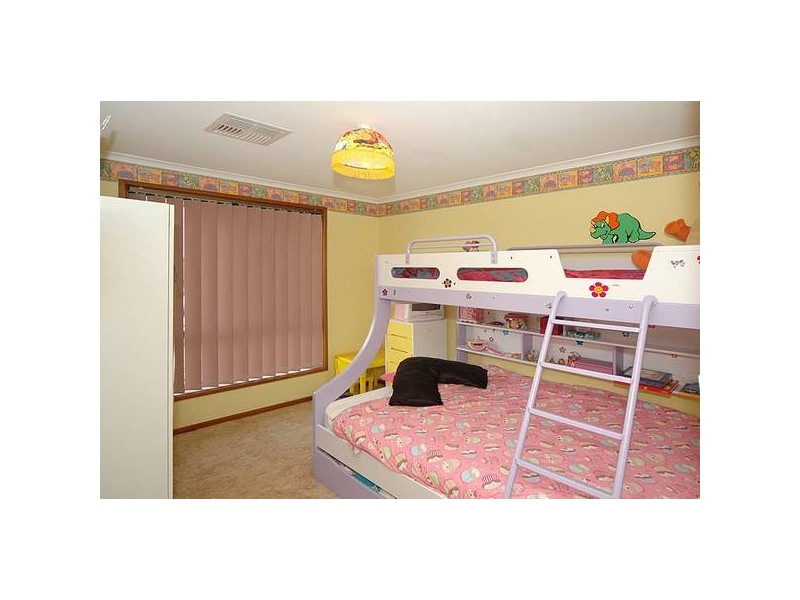 29 Magnolia Avenue, Happy Valley SA 5159