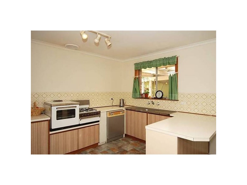 81 Regency Road, Happy Valley SA 5159