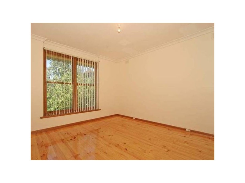 11 Vynland Drive, Flagstaff Hill SA 5159