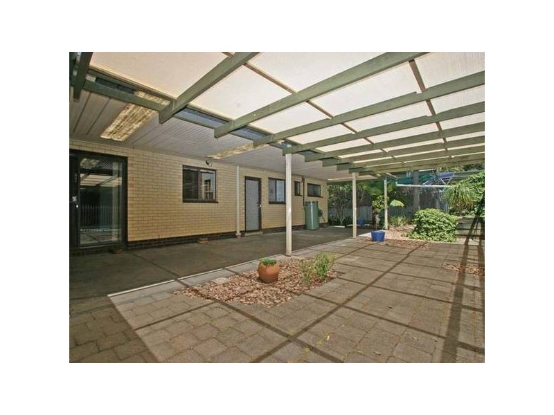 11 Vynland Drive, Flagstaff Hill SA 5159