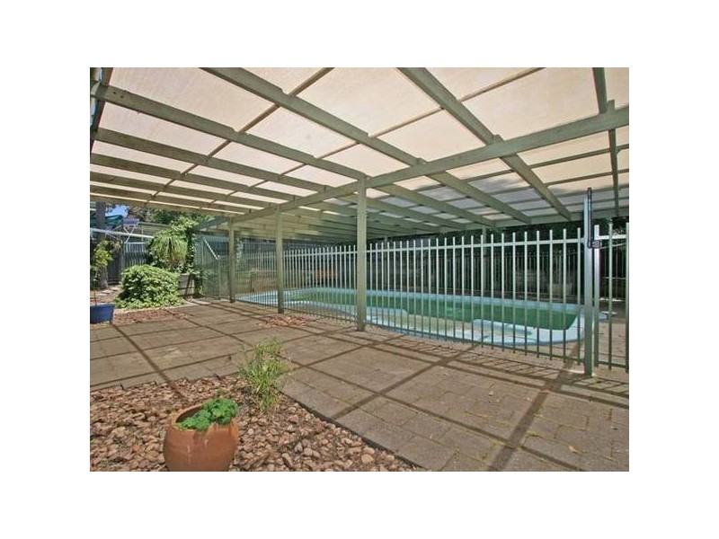 11 Vynland Drive, Flagstaff Hill SA 5159