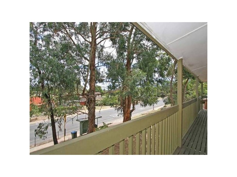 25 Sunnymeade Drive, Aberfoyle Park SA 5159