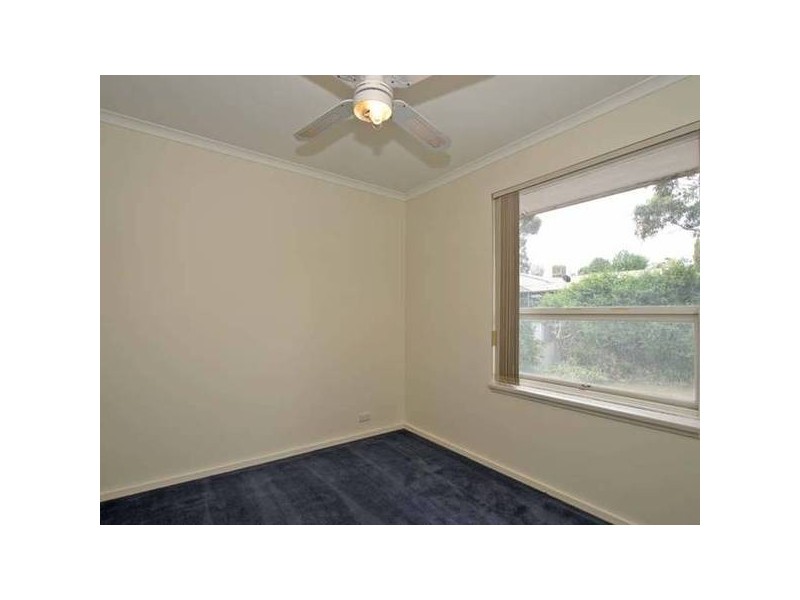 25 Sunnymeade Drive, Aberfoyle Park SA 5159