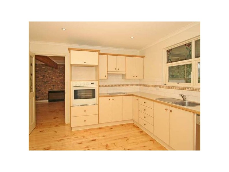 25 Sunnymeade Drive, Aberfoyle Park SA 5159