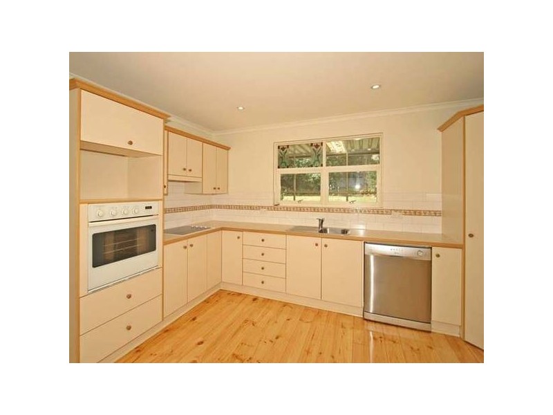 25 Sunnymeade Drive, Aberfoyle Park SA 5159