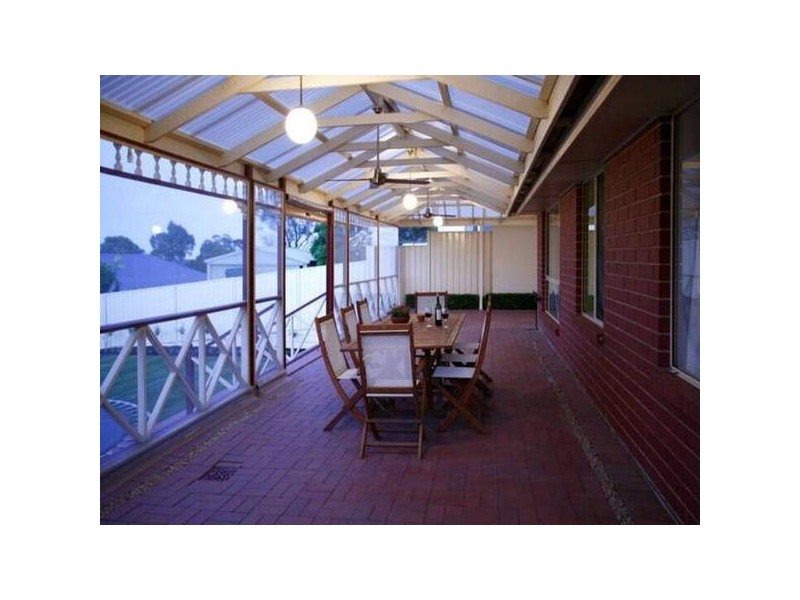 88b Oakridge Road, Aberfoyle Park SA 5159