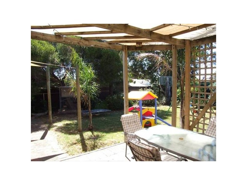 48 Tingira Drive, O’sullivan Beach SA 5166