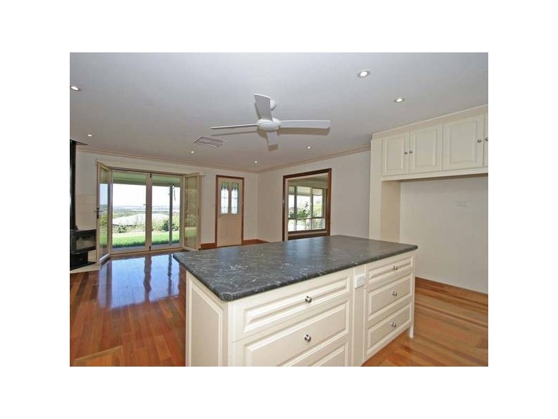 32 Maluka Drive, Happy Valley SA 5159