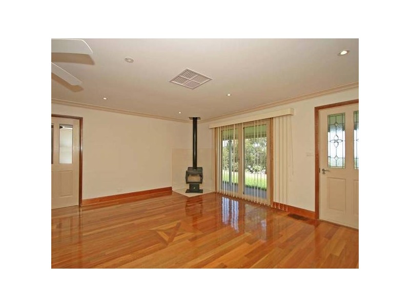 32 Maluka Drive, Happy Valley SA 5159