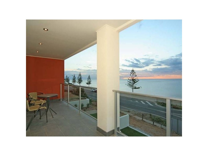 26 Esplanade, Christies Beach SA 5165